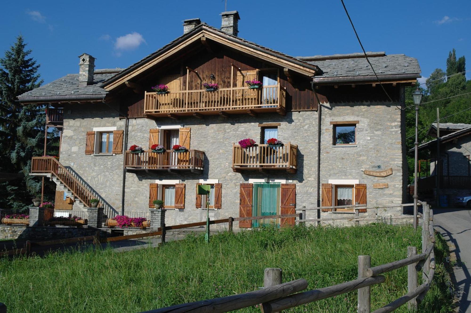 B&B Lo Van - Camere Al Verde Villaggio Di Rumiod Сен-Пиер Стая снимка